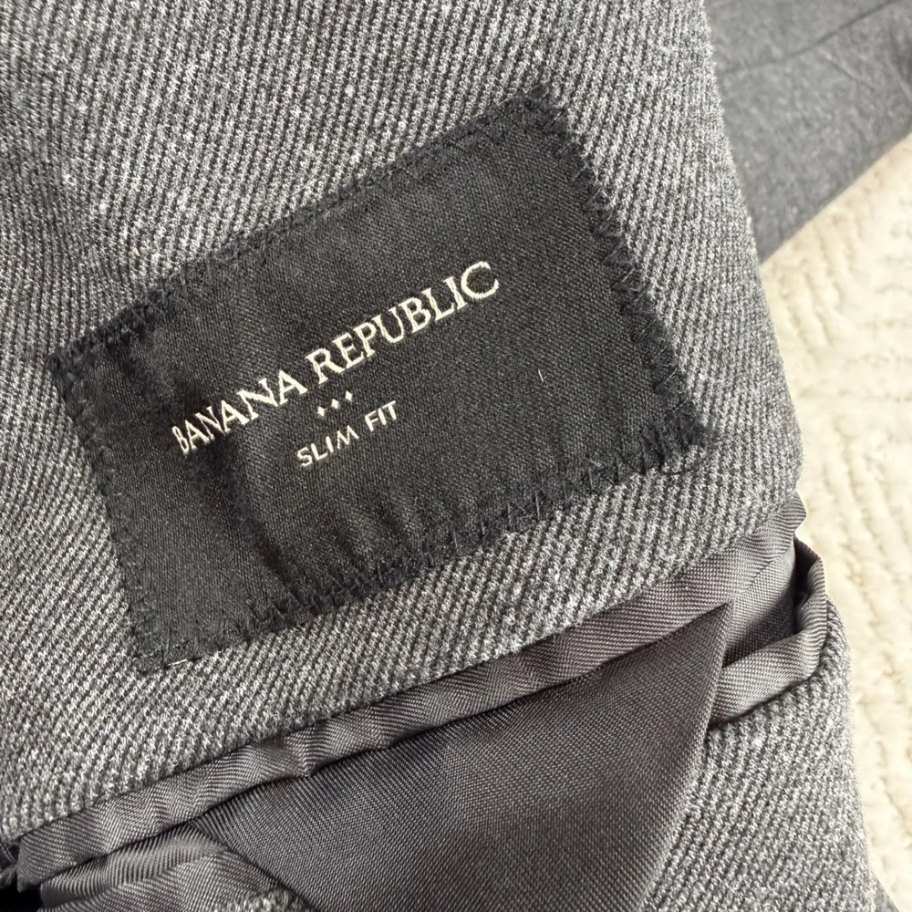 Banana Republic Blazer Mens 44R Grey Slim Fit Sport Coat Knit Preppy Old Money